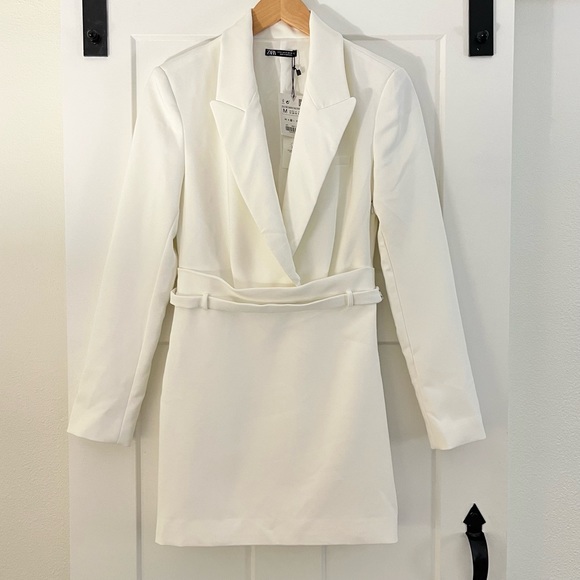 NWT Zara Blazer Mini Dress Belted White Blogger Favorite Size Medium - Picture 3 of 15